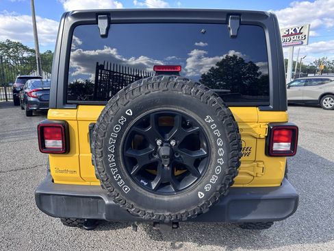 Used 2021 Jeep Wrangler Unlimited Sport AWD/4WD image 8