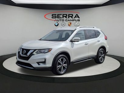 Used 2017 Nissan Rogue SL