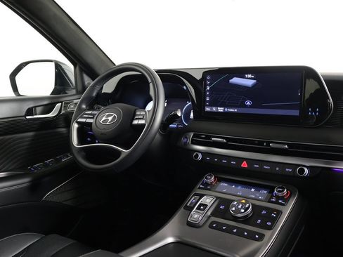 Certified 2025 Hyundai Palisade Calligraphy image 32