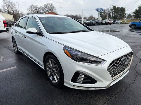Used 2018 Hyundai Sonata Limited image 7