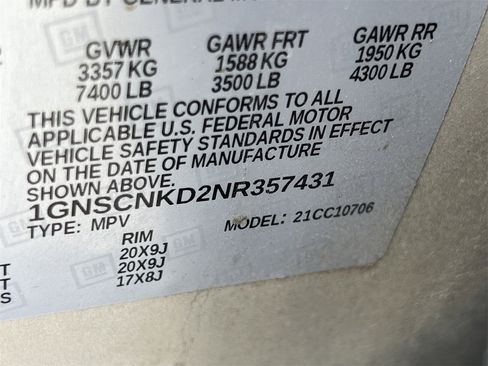 Used 2022 Chevrolet Tahoe LT w/ Luxury Package image 16