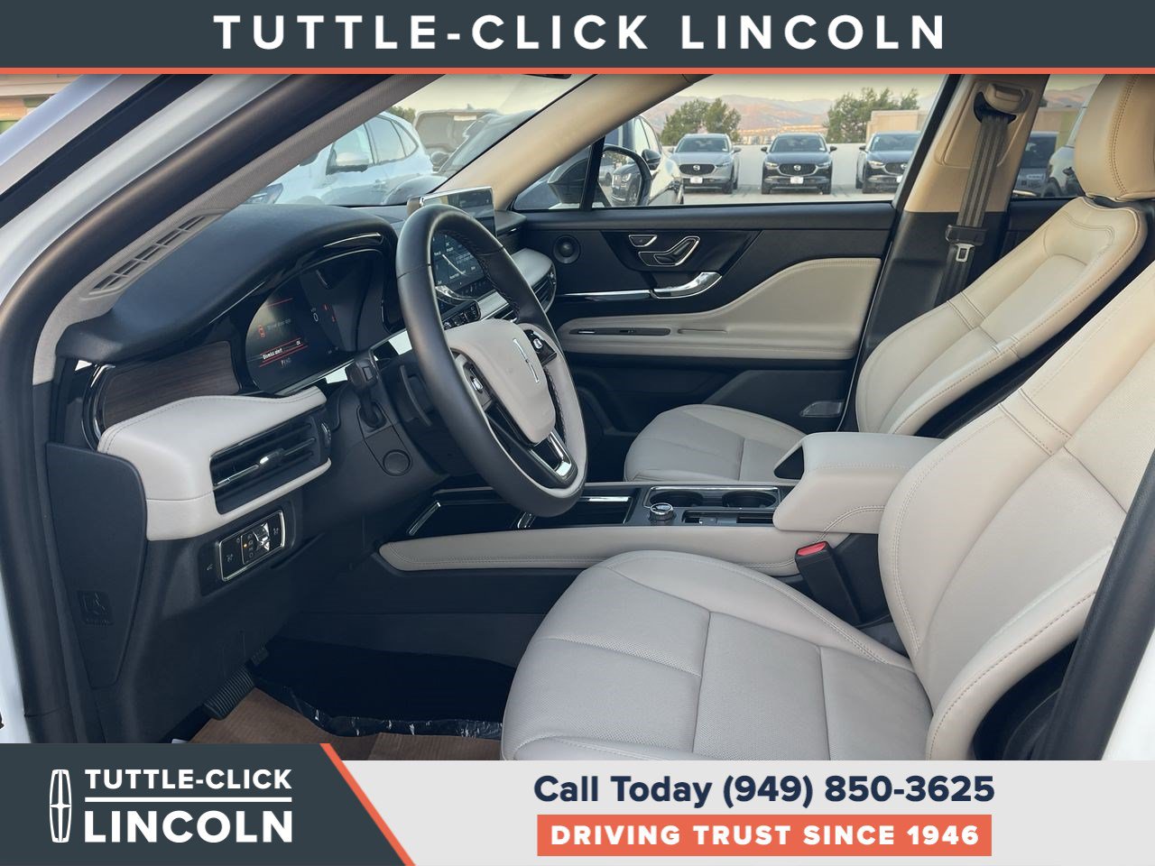 New 2025 Lincoln Corsair Reserve w/ Equipment Group 202A FWD image 17