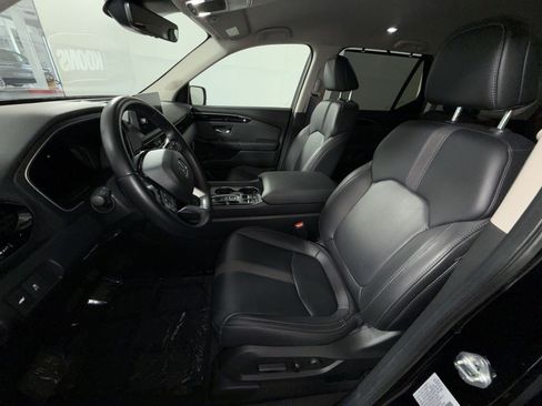 Used 2025 Honda Pilot EX-L image 13
