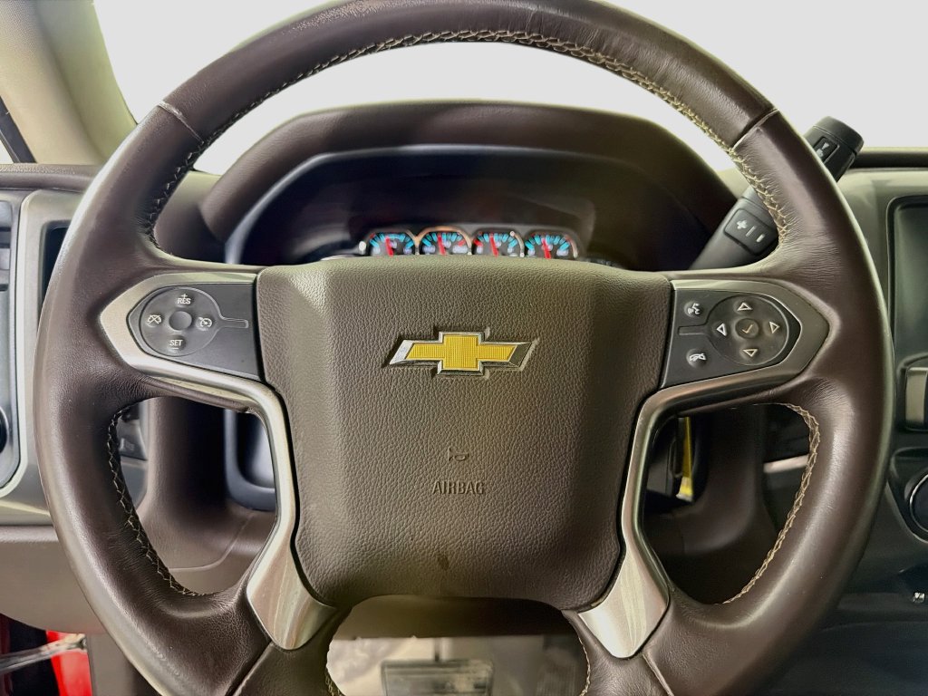 Used 2018 Chevrolet Silverado 1500 LT w/ Texas Edition RWD image 15