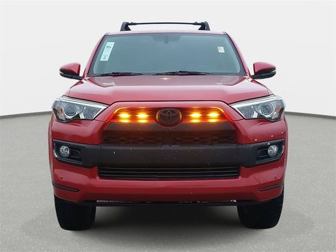 Used 2016 Toyota 4Runner Limited image 2