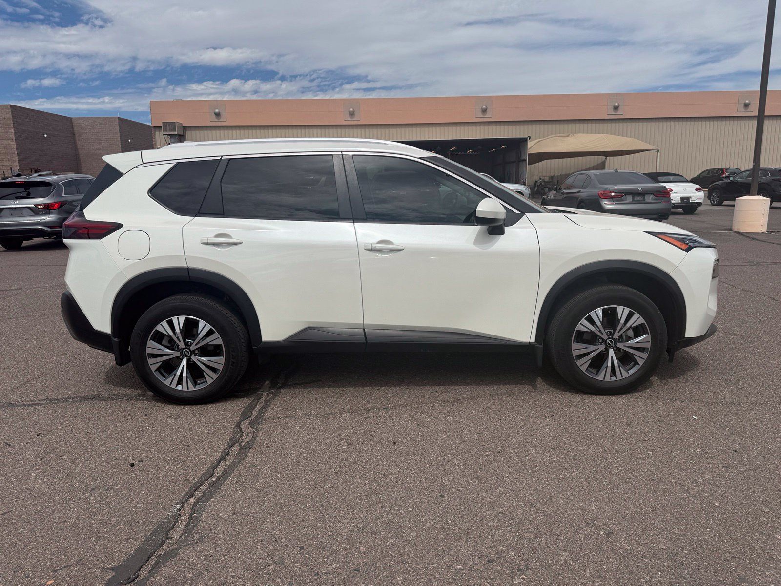 Certified 2023 Nissan Rogue SV w/ SV Premium B Package FWD image 4