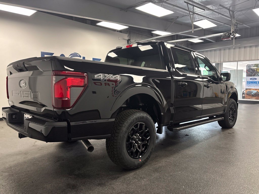New 2026 Ford F150 XLT w/ XLT Black Appearance Package AWD/4WD image 10