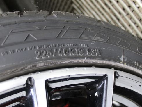 Used 2023 BMW 330i Sedan w/ M Sport Package image 40