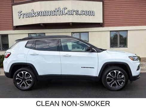 Used 2023 Jeep Compass Limited AWD/4WD image 7