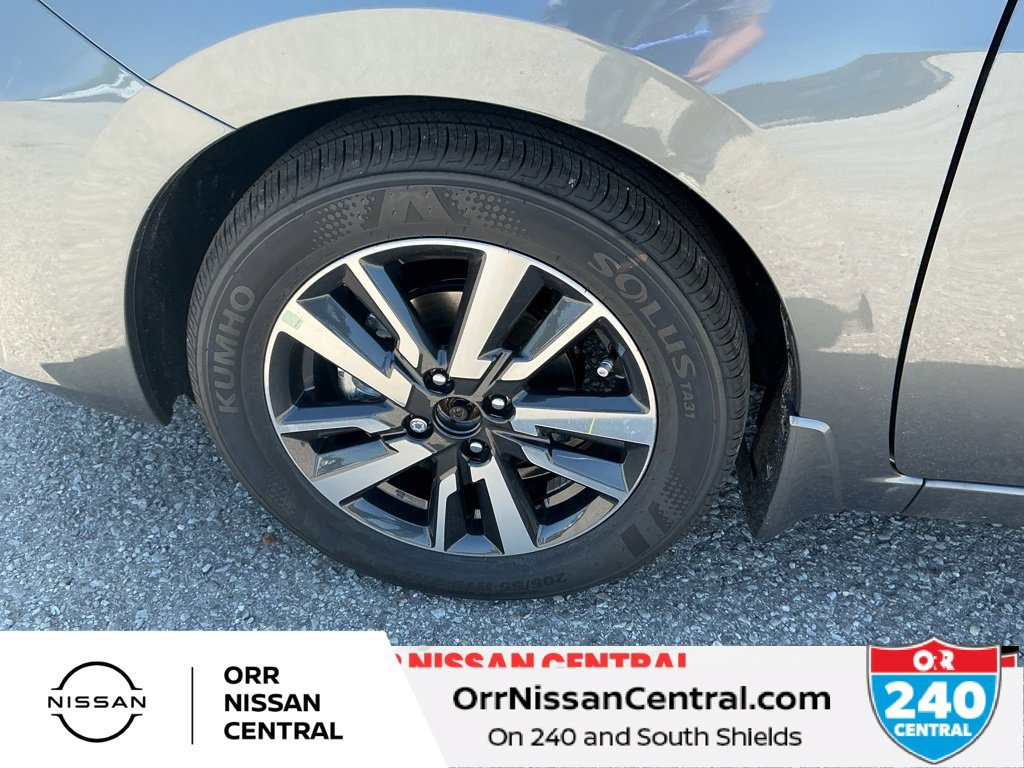 Used 2025 Nissan Versa S w/ S Plus Package FWD image 9