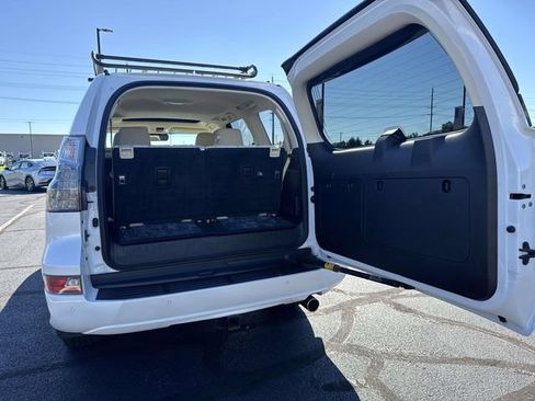 Used 2020 Lexus GX 460 Premium AWD/4WD image 10