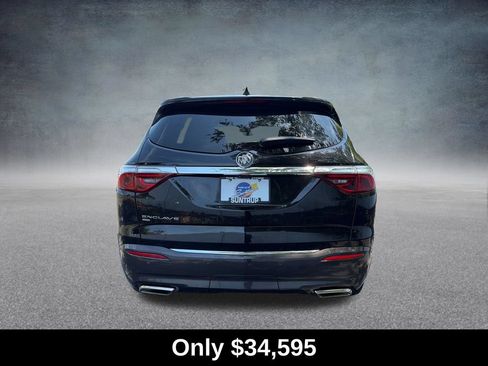 Used 2024 Buick Enclave Premium AWD/4WD image 4