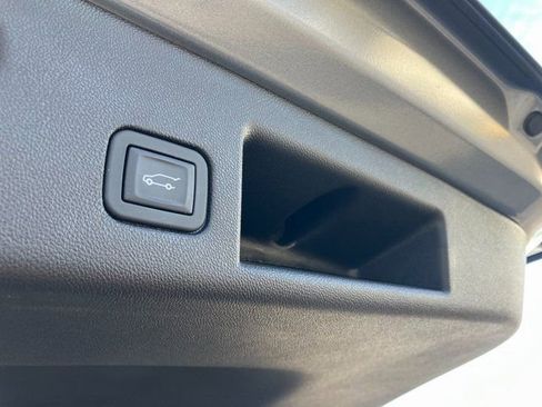 Used 2024 Chevrolet Equinox LT w/ LPO, Floor Liner Package image 26