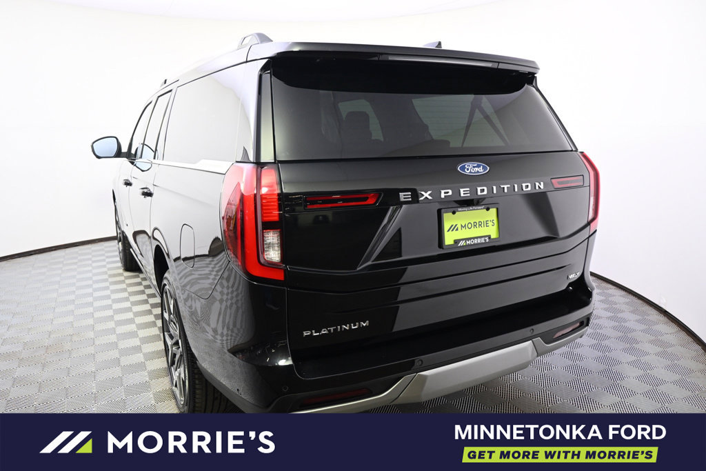 Used 2025 Ford Expedition Max Platinum w/ Platinum Ultimate Package AWD/4WD image 4