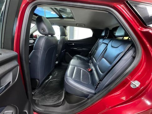 Used 2022 Chevrolet Bolt EUV Premier w/ Sun & Sound Package FWD image 20