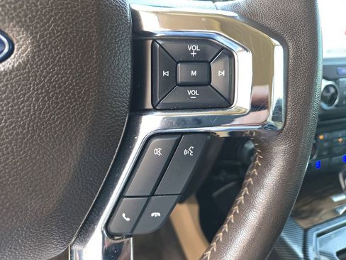 Used 2018 Ford F150 Lariat image 12