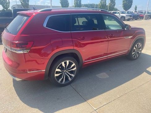 Used 2023 Volkswagen Atlas SEL Premium AWD/4WD image 8