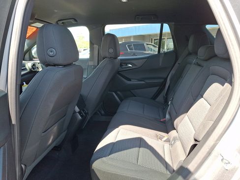 Used 2025 Chevrolet Equinox LT FWD image 10