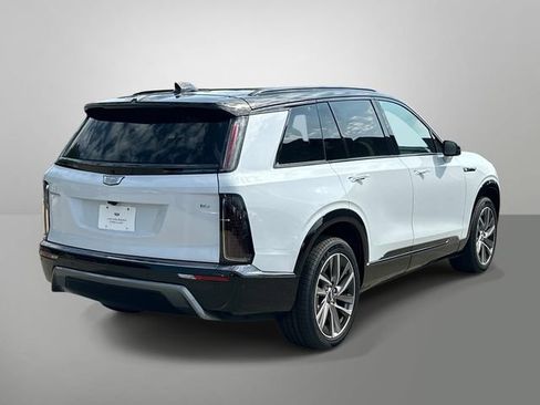 New 2027 Cadillac Vistiq Sport w/ LPO, Floor Liner Package AWD/4WD image 14