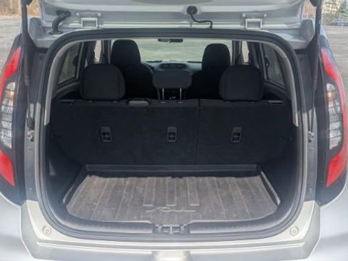 Used 2018 Kia Soul image 13