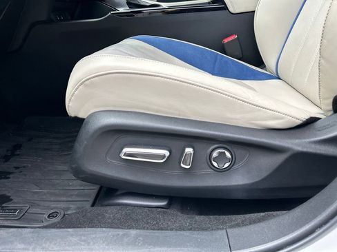 Certified 2025 Acura ADX A-Spec FWD image 17