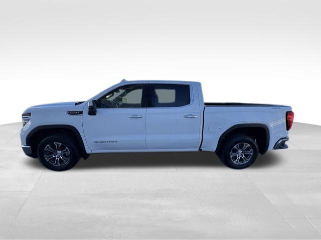 Used 2025 GMC Sierra 1500 SLT AWD/4WD image 12