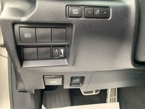 Used 2022 Lexus IS 350 F Sport w/ Memory Package image 28