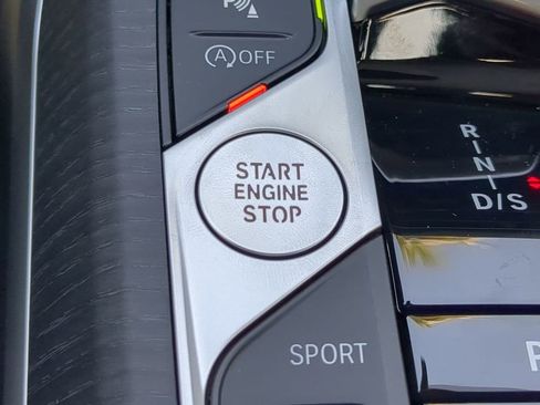 New 2026 BMW 330i Sedan w/ Premium Package image 29