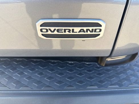 Used 2021 Jeep Gladiator Overland w/ Popular Equipment Package image 15