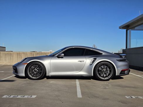 Certified 2025 Porsche 911 Turbo image 2
