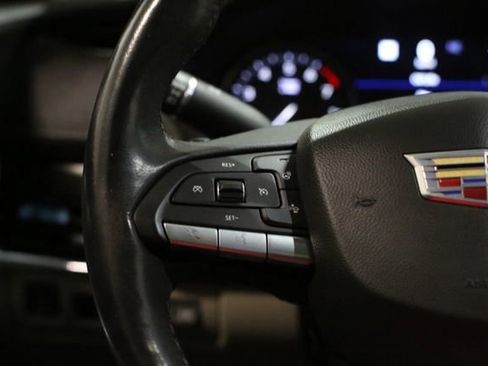 Used 2022 Cadillac XT4 Premium Luxury w/ Technology Package image 21