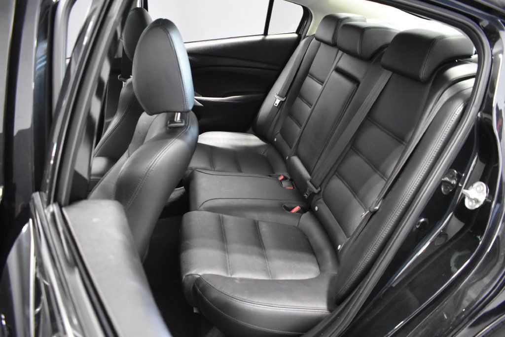 Used 2016 MAZDA MAZDA6 Grand Touring w/ GT Technology Package FWD image 31