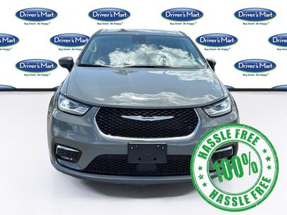 Used 2023 Chrysler Pacifica Touring-L