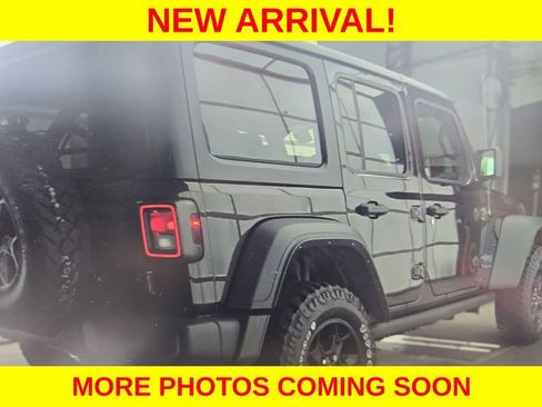 Used 2023 Jeep Wrangler Unlimited w/ Cold Weather Group AWD/4WD image 4