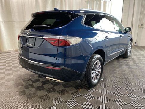 Used 2024 Buick Enclave Essence AWD/4WD image 7