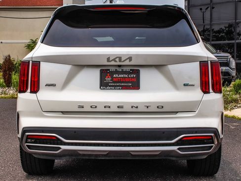 Used 2022 Kia Sorento SX AWD/4WD image 5