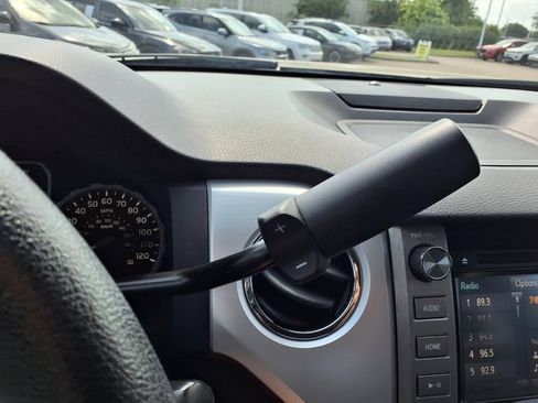 Used 2019 Toyota Tundra SR5 RWD image 18
