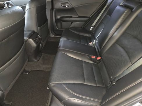 Used 2016 Honda Accord EX-L image 16