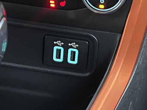 Used 2021 Ford EcoSport SE w/ SE Appearance Package image 25