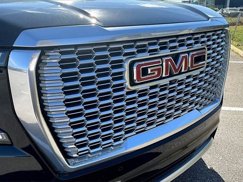 Used 2021 GMC Yukon Denali w/ Denali Ultimate Package image 30