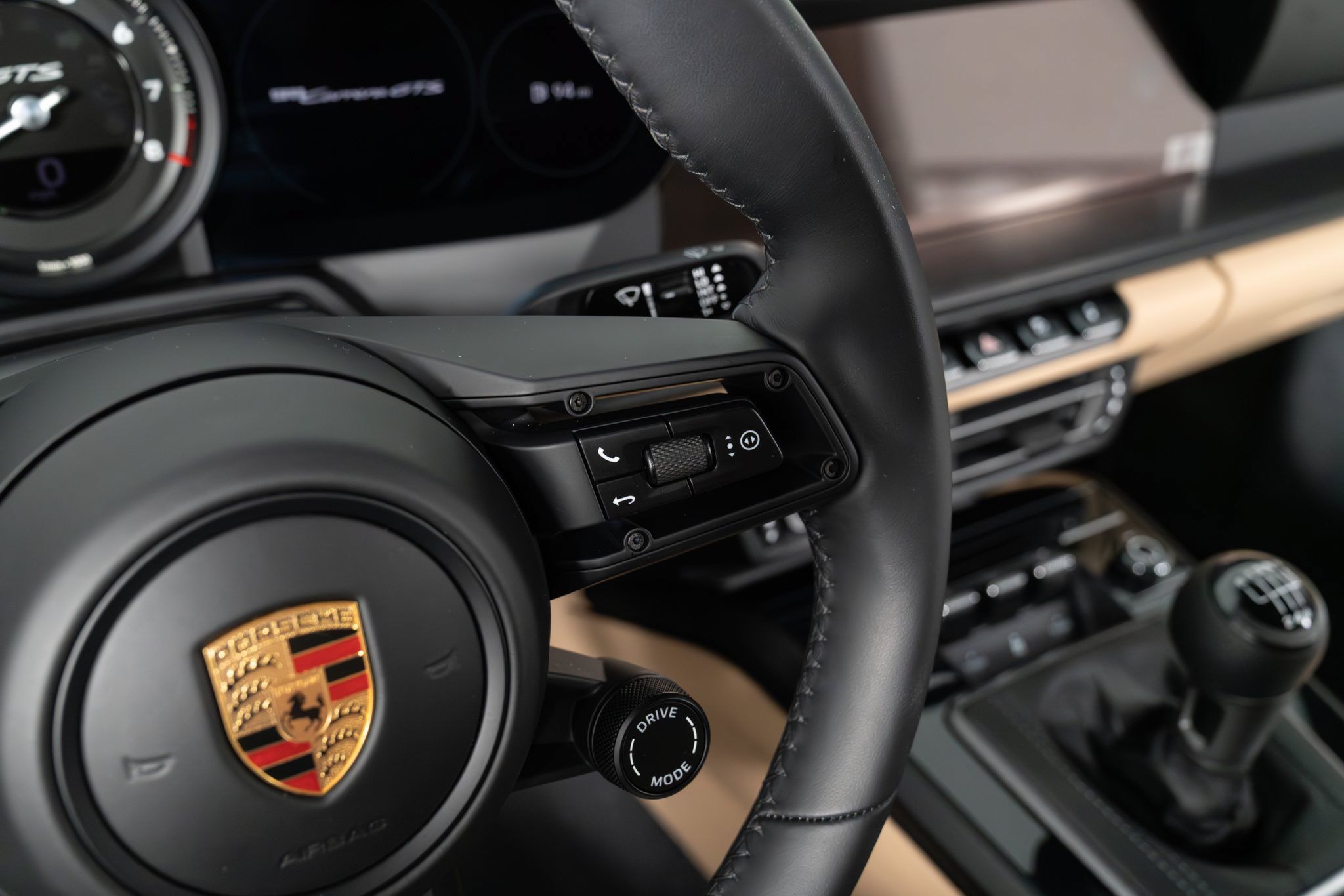 Used 2023 Porsche 911 Carrera S RWD image 40