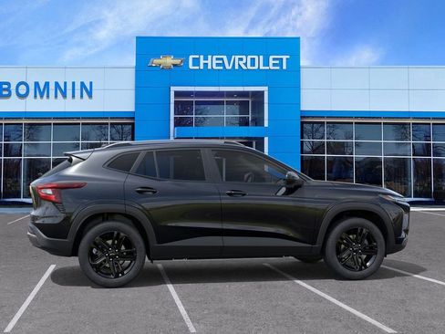 New 2026 Chevrolet Trax ACTIV w/ Driver Confidence Package image 5