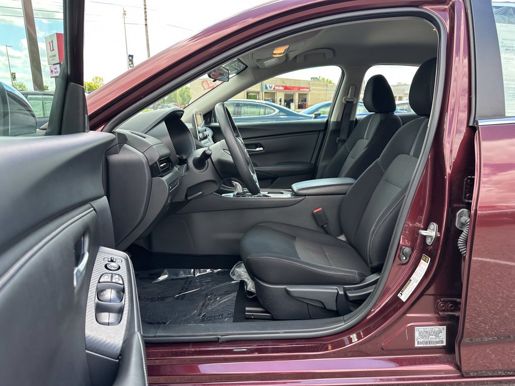 Used 2024 Nissan Sentra SV FWD image 47
