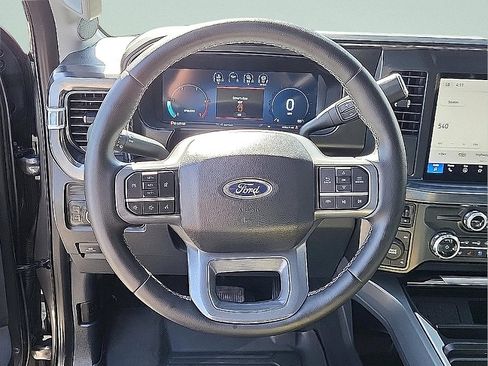 Used 2025 Ford F350 Lariat w/ Black Appearance Package AWD/4WD image 17