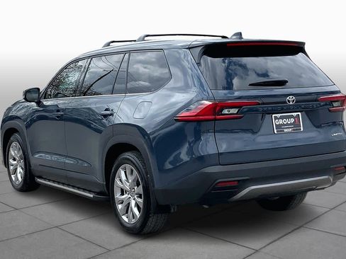 Used 2025 Toyota Grand Highlander Limited image 12