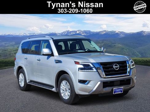 Used 2024 Nissan Armada SV image 1
