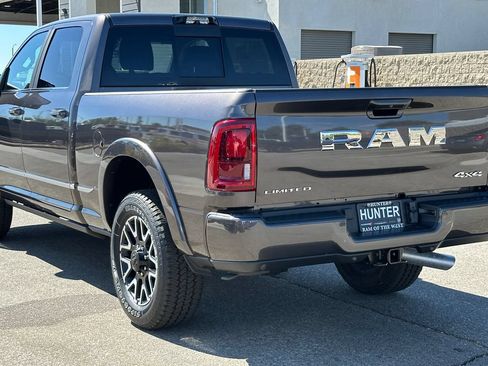 New 2026 RAM 2500 Limited AWD/4WD image 5