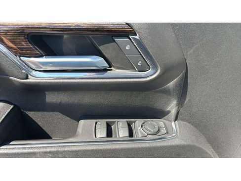 Used 2023 GMC Sierra 1500 Elevation AWD/4WD image 18