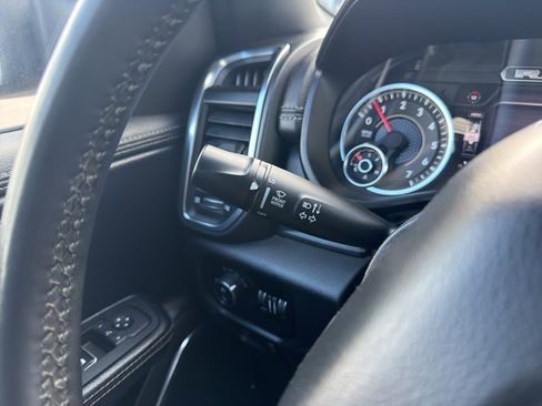 Used 2025 RAM 1500 Laramie AWD/4WD image 11