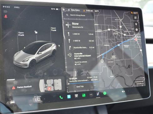 Used 2022 Tesla Model 3 Performance image 7